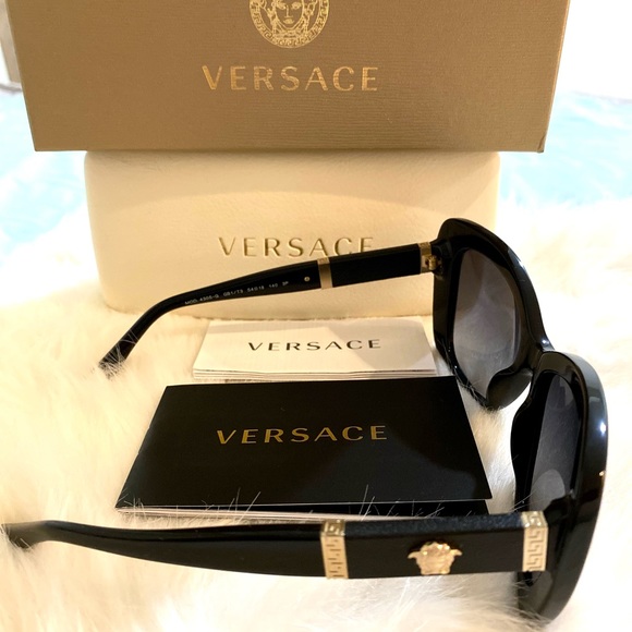 Authentic Versace Polarized Sunglasses - Picture 6 of 8